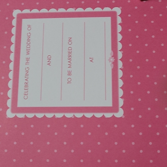 Wedding planner workbook & Organizer - Picture 2 of 7